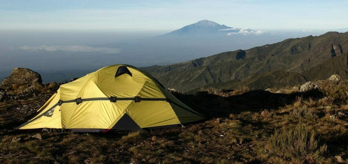 Tansania_Mount_ Meru_Trekking_Zelt_Klueger_Reisen Tansania_Mount_ Meru_Trekking_Zelt_Klueger_Reisen