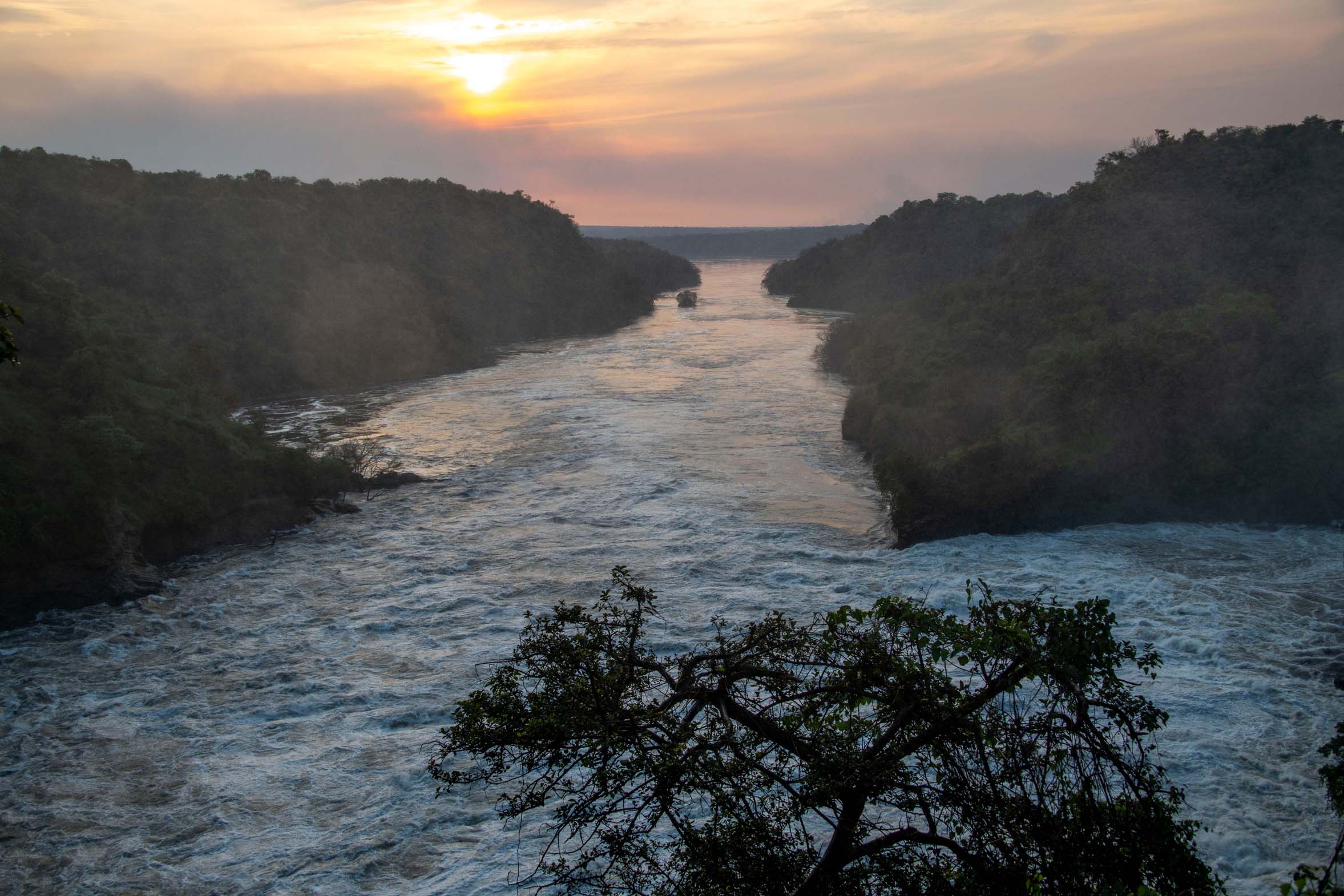 Uganda_Nilfaelle_Klueger_Reisen