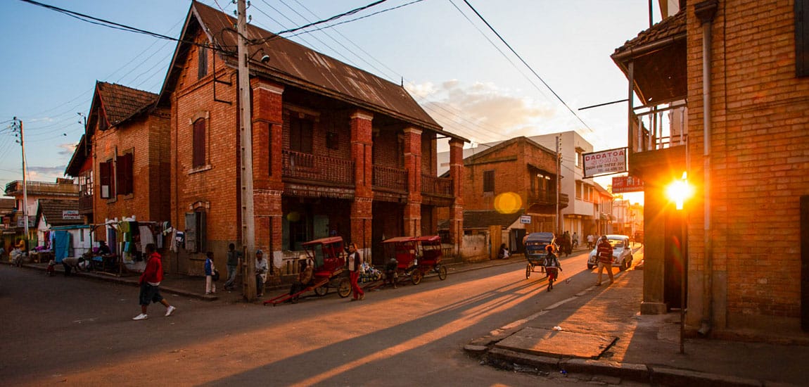 Madagaskar_Focuswelten_Klueger_Reisen_Antsirabe_Sonnenuntergang
