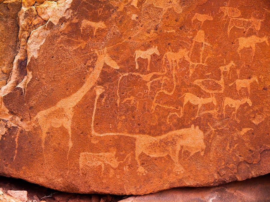 Namibia_prähistorische_Zeichnungen_Namib_Klueger_Reisen